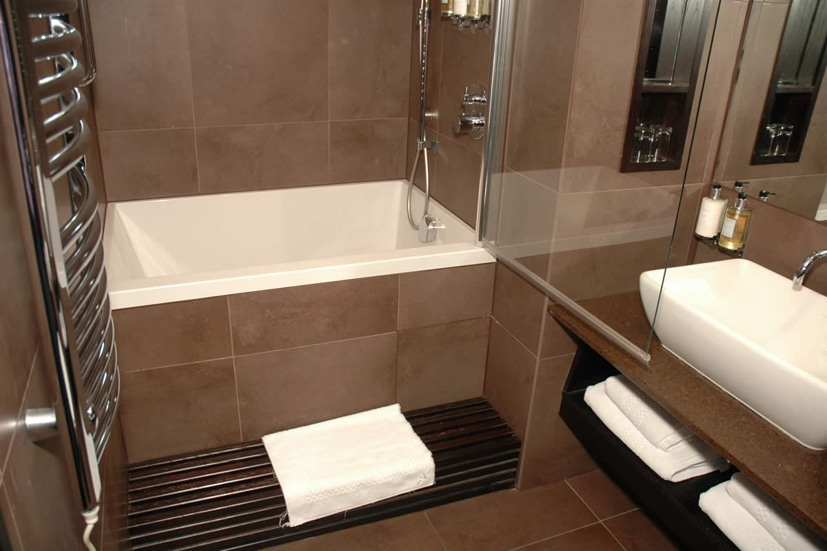 Soaking Tubs, Hotel in Southport, England - Cabuchon