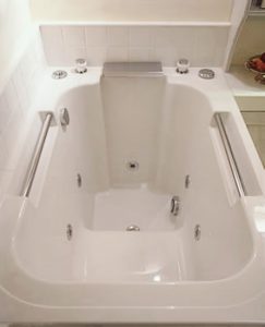 A photo of an Imersa with an early hydrotherapy system