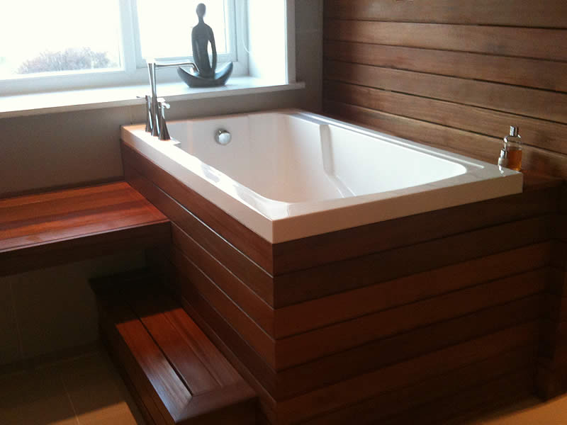 Nirvana Deep Soaking Bath Tub Space Saving Bath