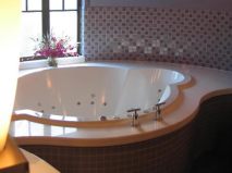 A bespoke luxury bath, designed by Cabuchon.