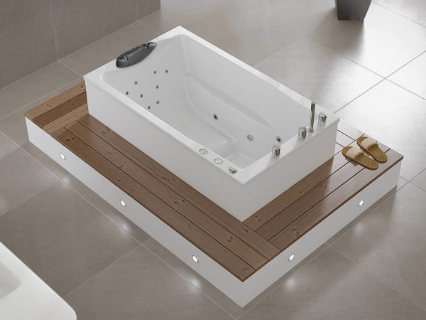 The Yasahiro deep soaking tub, fitted with hydrotherapy jets.